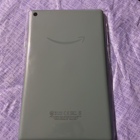 Amazon Kindle Fire 7 w/Alexa 16GB - Picture 3 of 5